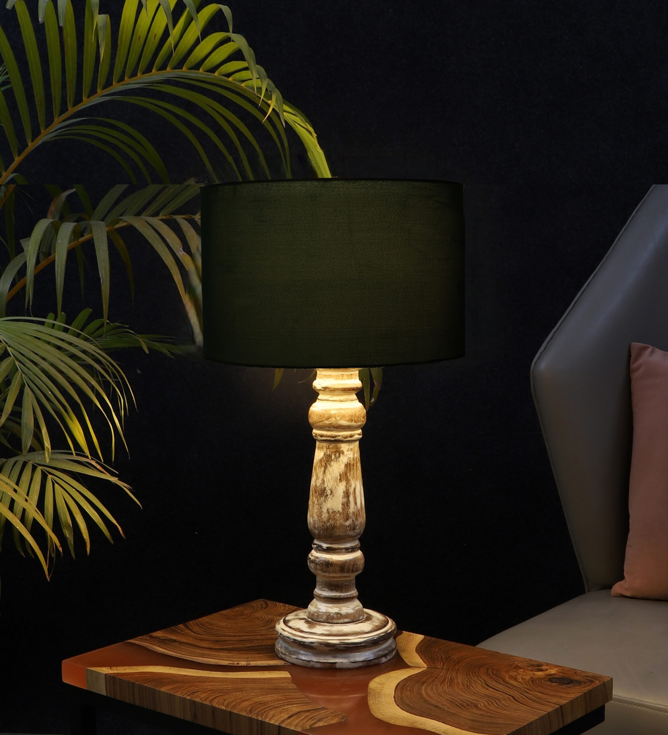 Retro Wooden Table Lamp Suitable For Bedroom Office And Living Room, Pack Of 1(Complete Set)