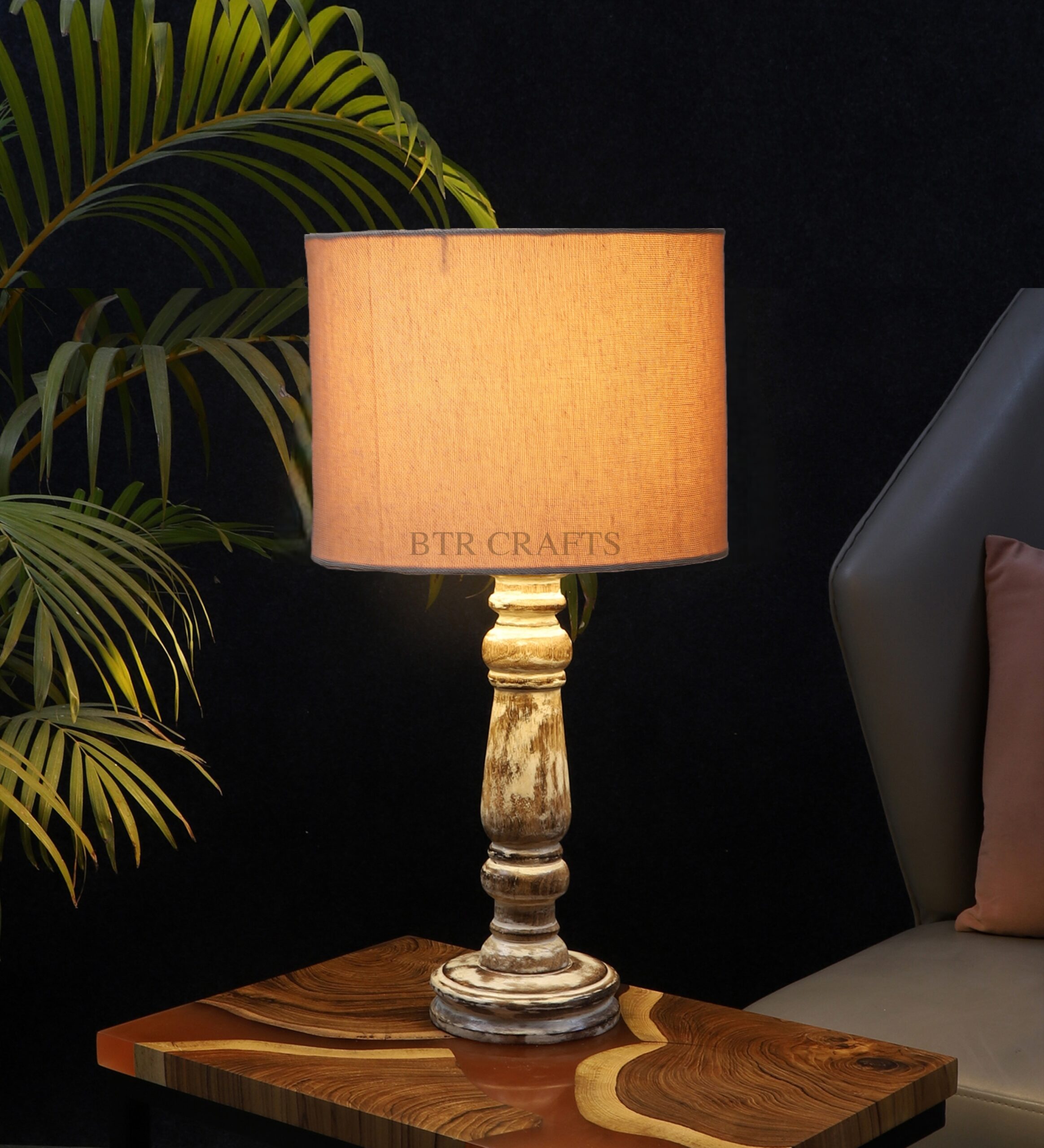 Retro Wooden Table Lamp Suitable For Bedroom Office And Living Room, Pack Of 1(Complete Set)