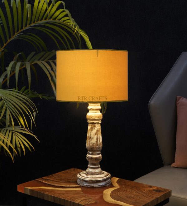 Retro Wooden Table Lamp Suitable For Bedroom Office And Living Room, Pack Of 1(Complete Set)