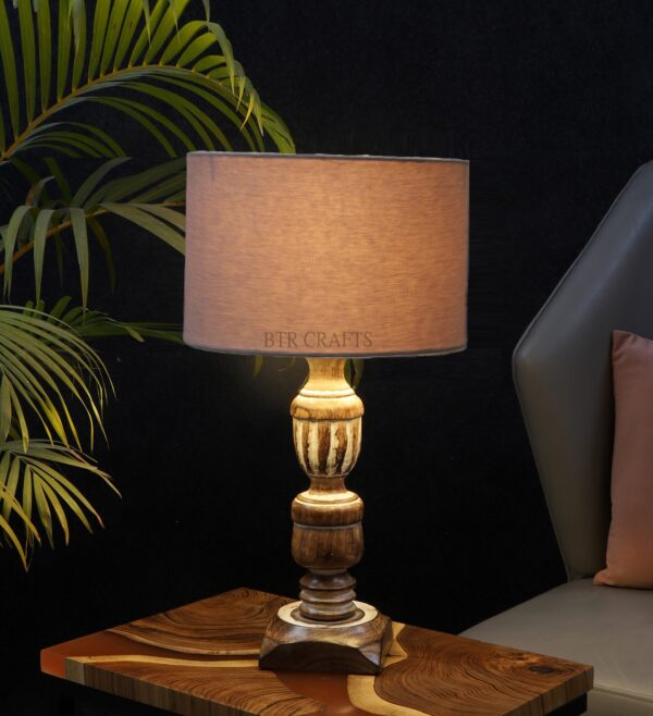 Rustic Wooden Table Lamp Suitable For Bedroom Office And Living Room, Pack Of 1(Complete Set)