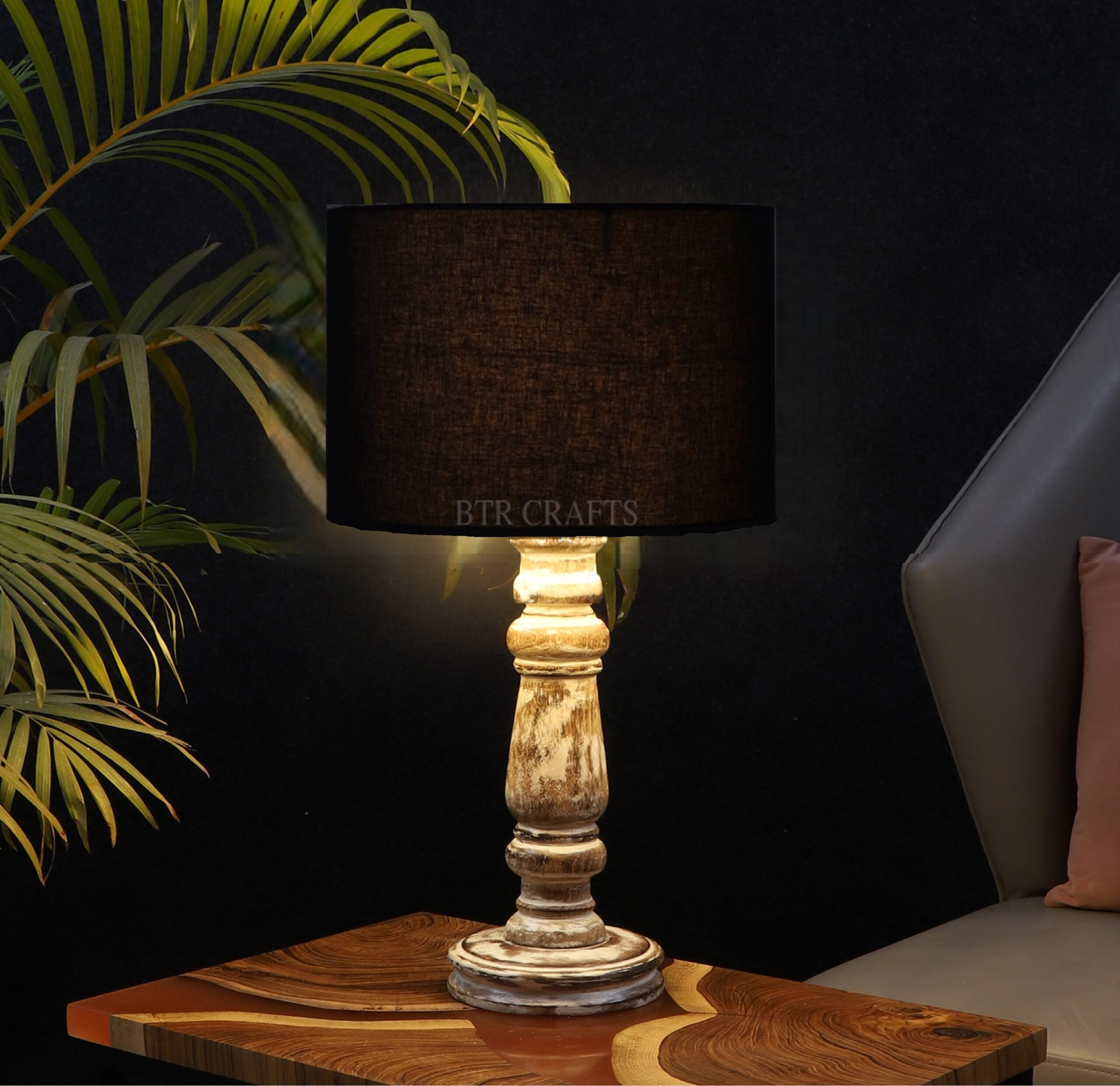 Retro Wooden Table Lamp Suitable For Bedroom Office And Living Room, Pack Of 1(Complete Set)
