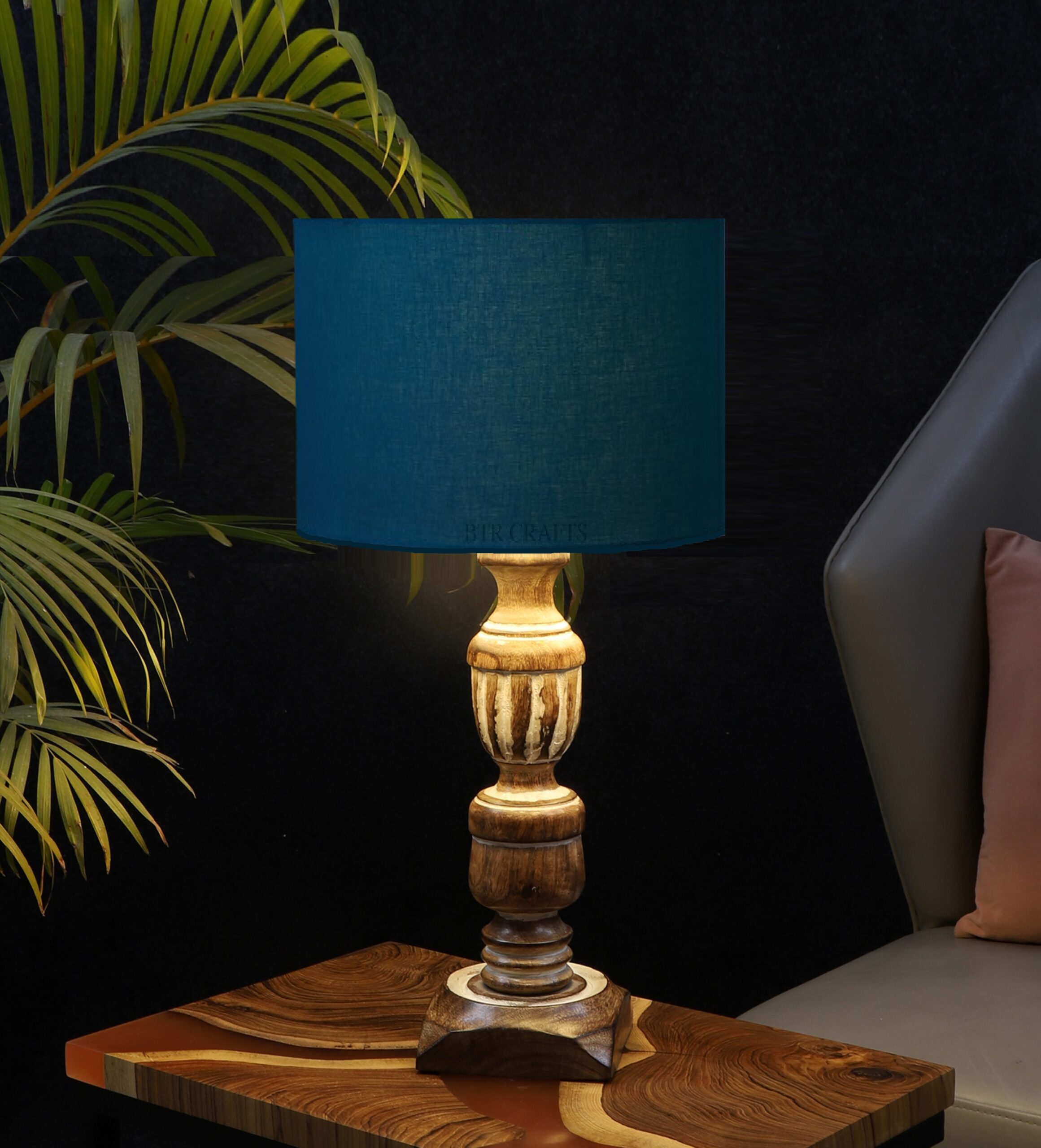Rustic Wooden Table Lamp Suitable For Bedroom Office And Living Room, Pack Of 1(Complete Set)