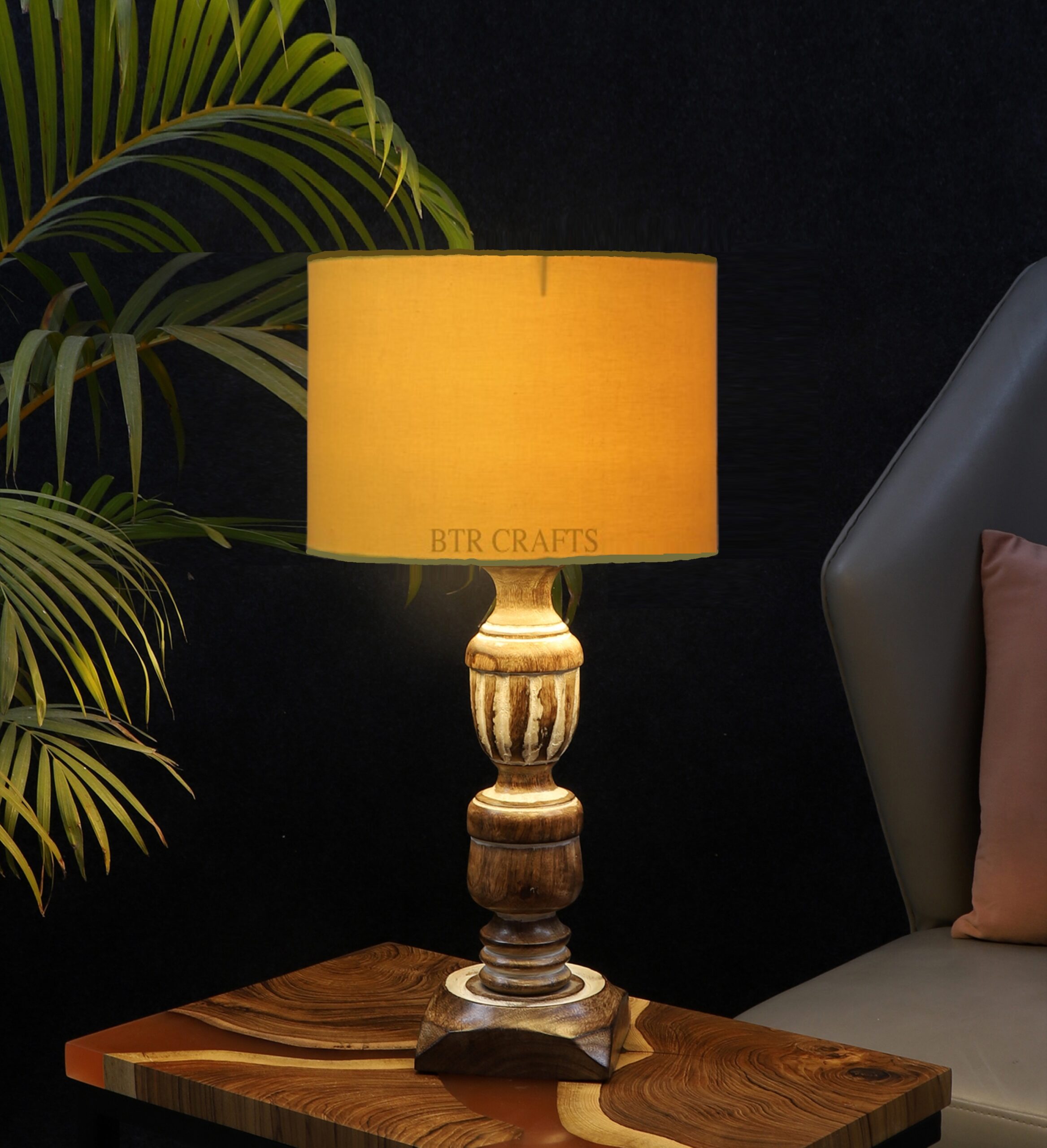 Rustic Wooden Table Lamp Suitable For Bedroom Office And Living Room, Pack Of 1(Complete Set)