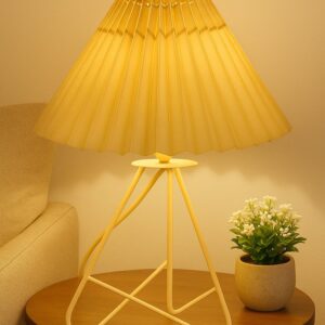 Modern Table Lamp with Iron Tripod Base and Pleated Fabric Shade – Warm Light for Bedroom, Living Room, or Study Desk(Hazelnut)