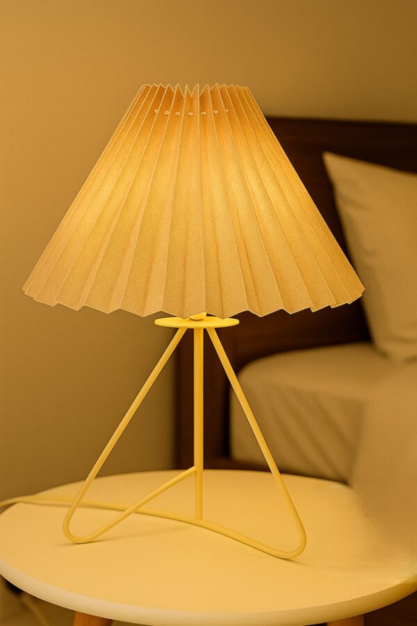 Modern Table Lamp with Iron Tripod Base and Pleated Fabric Shade – Warm Light for Bedroom, Living Room, or Study Desk(Khadi)